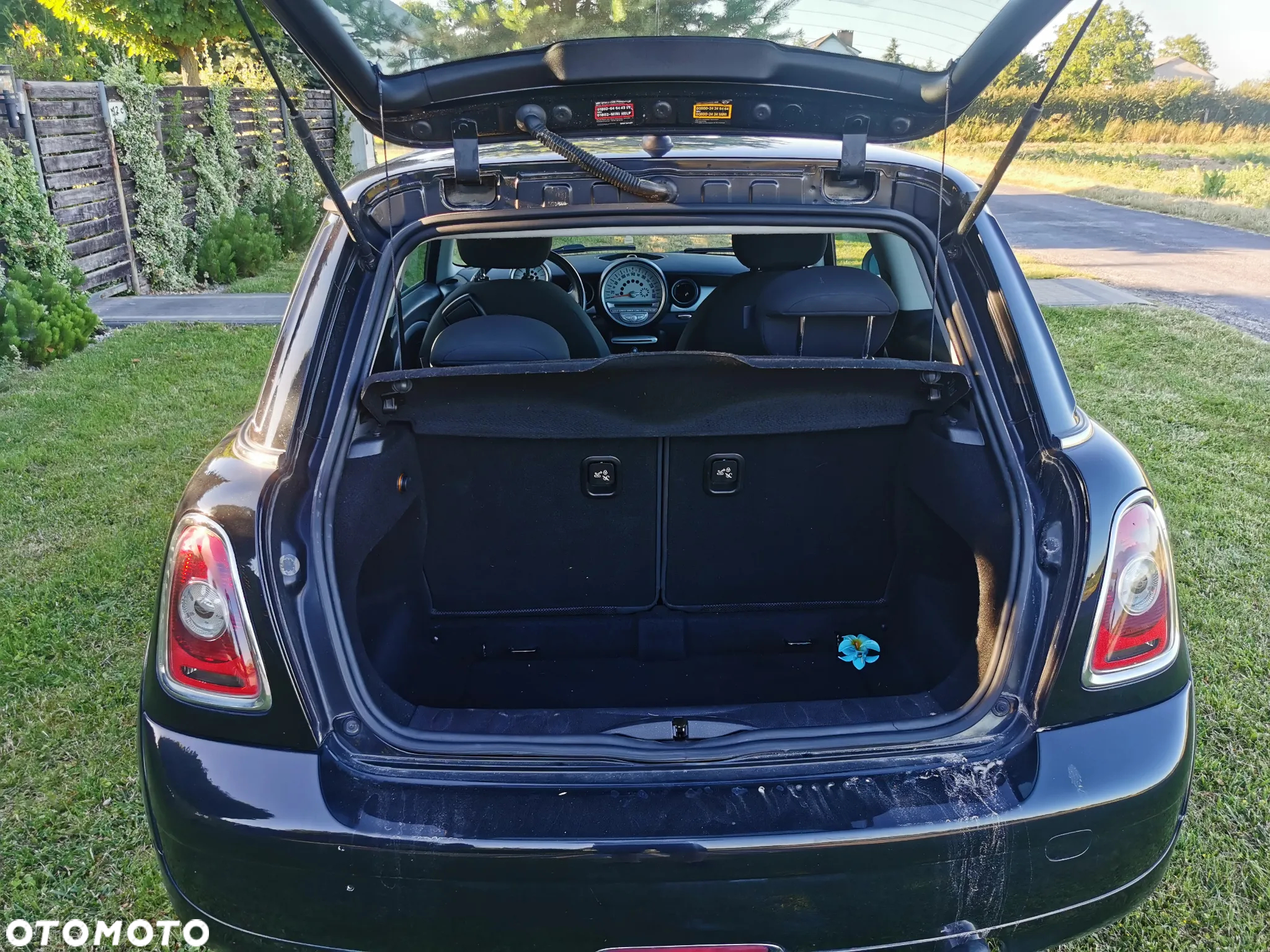 MINI ONE Standard - 4