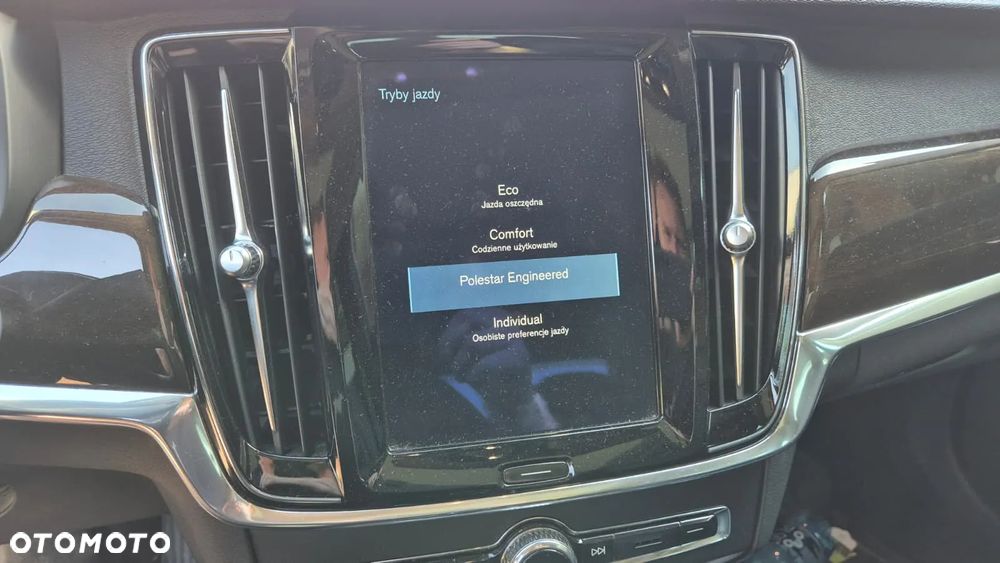 Volvo S90 - 29