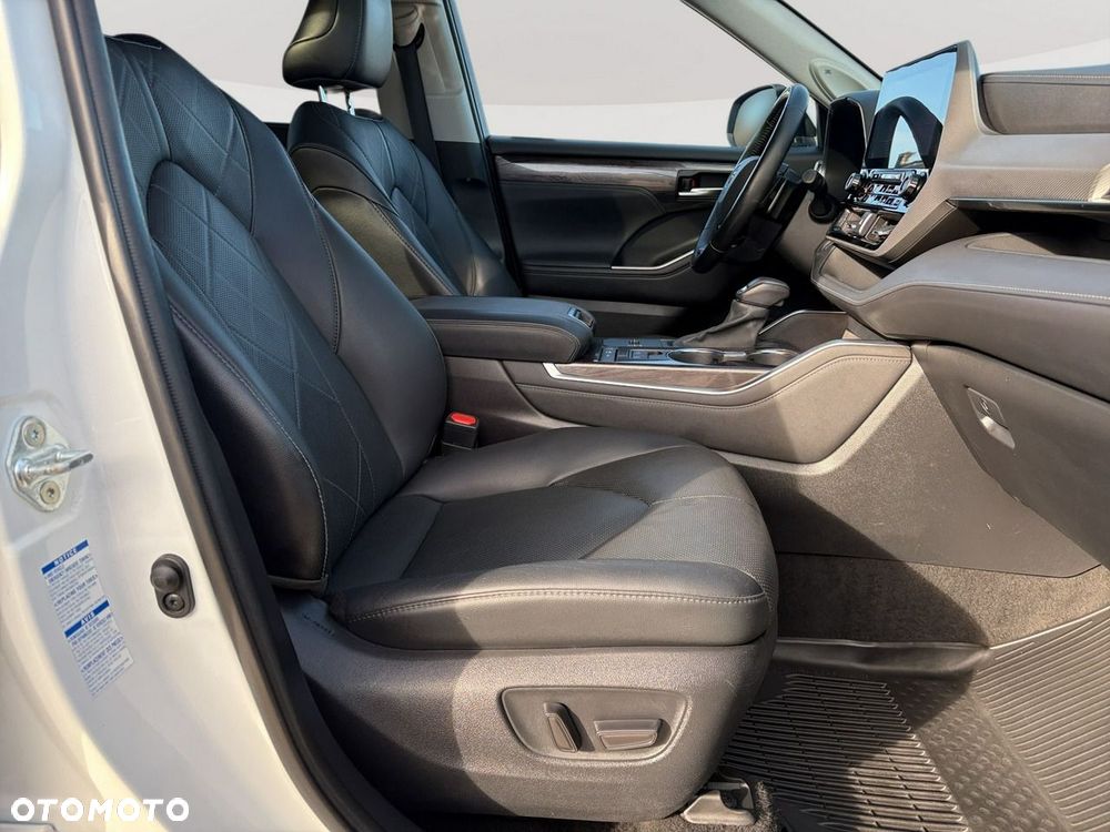 Toyota Highlander - 32