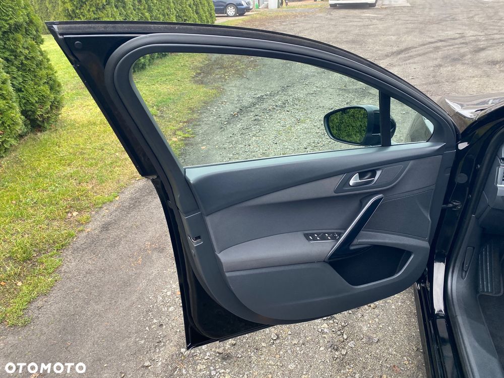 Peugeot 508 BlueHDi 150 Stop&Start Style - 32