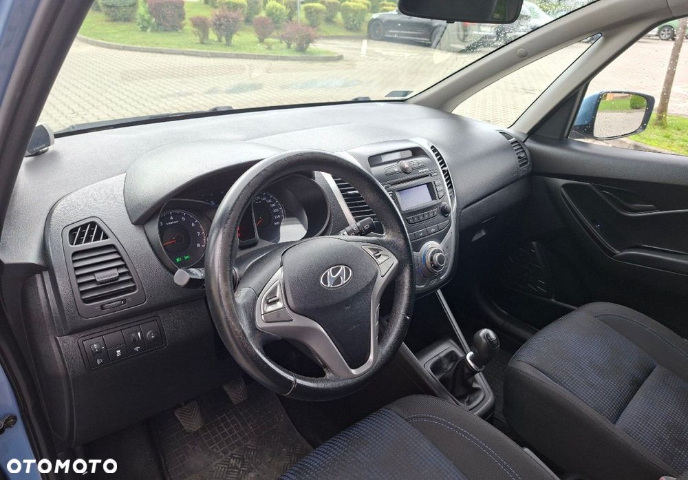 Hyundai ix20 - 19