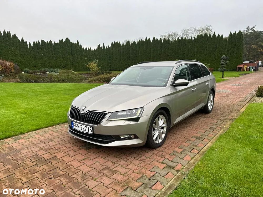 Skoda Superb 1.6 TDI DSG Ambition - 1
