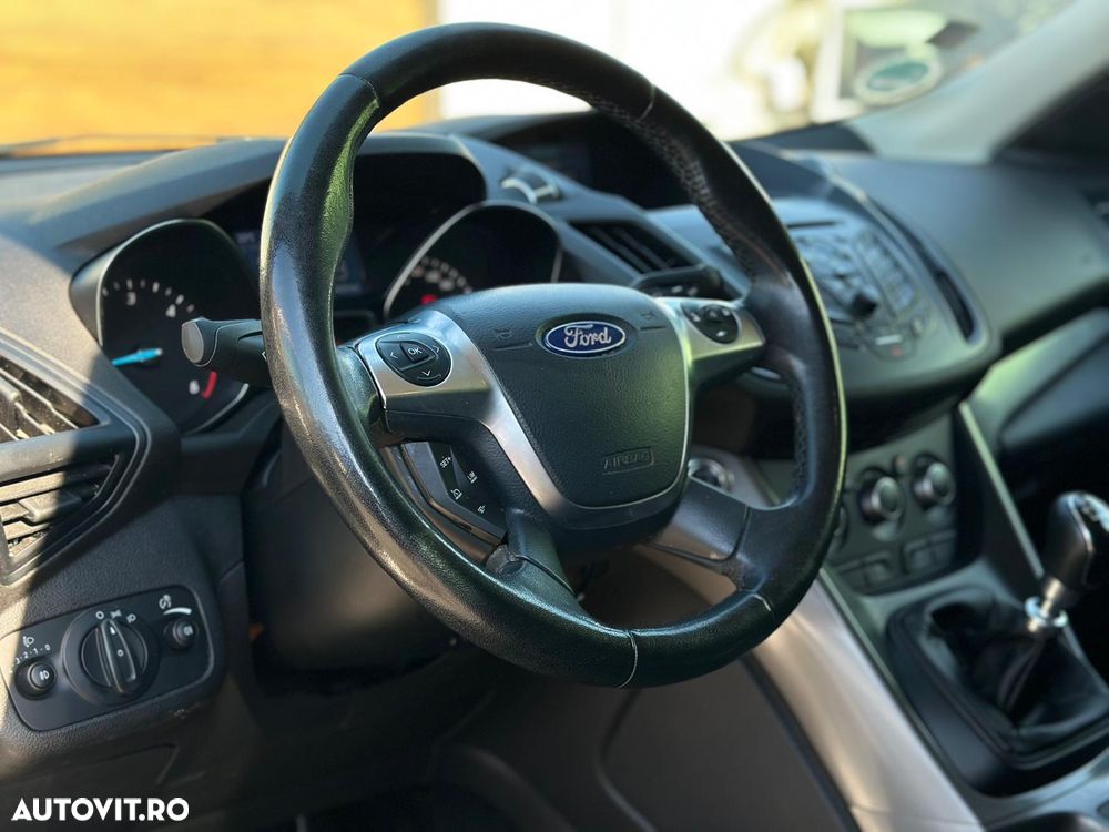 Ford Kuga 2.0 TDCi 4x4 SYNC - 6