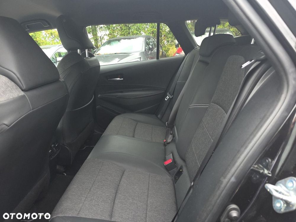 Toyota Corolla 1.8 Hybrid Style - 13