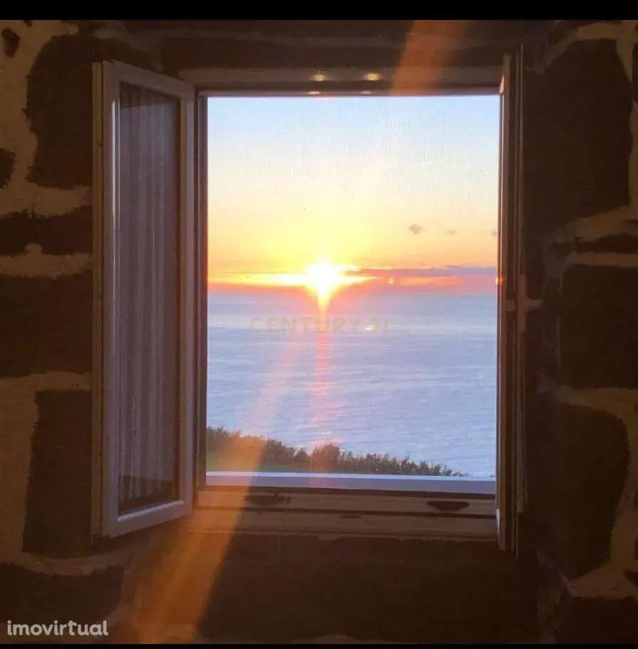 Casa Renovada em Nordeste, Ilha de São Miguel - Grande imagem: 4/17