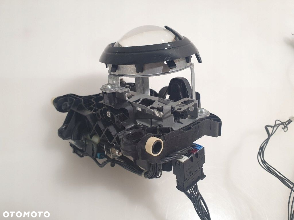 AUDI A6 C7 A7 Q5 Q7 SOCZEWKA INSTALACJA LAMPY LED XENON PRAWY 2014r - 8