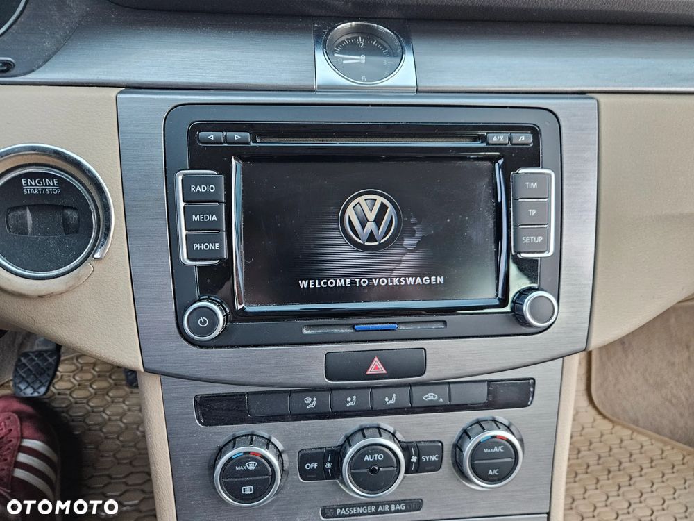 Volkswagen Passat 1.8 TSI Comfortline - 5
