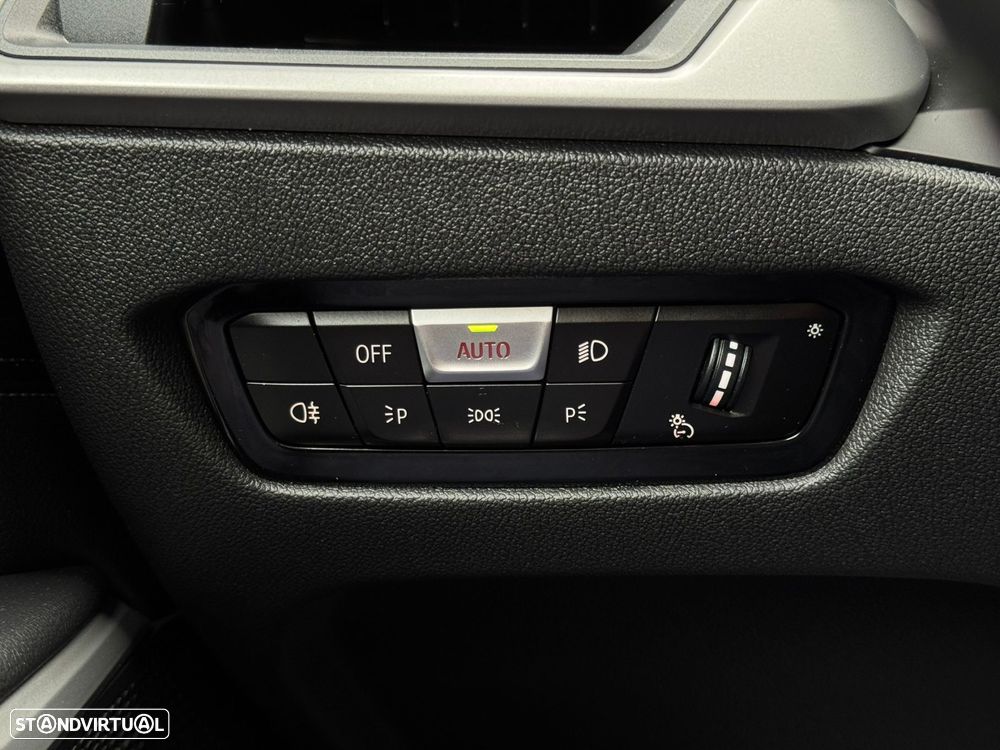 BMW 320 e Touring Corporate Edition Auto - 23