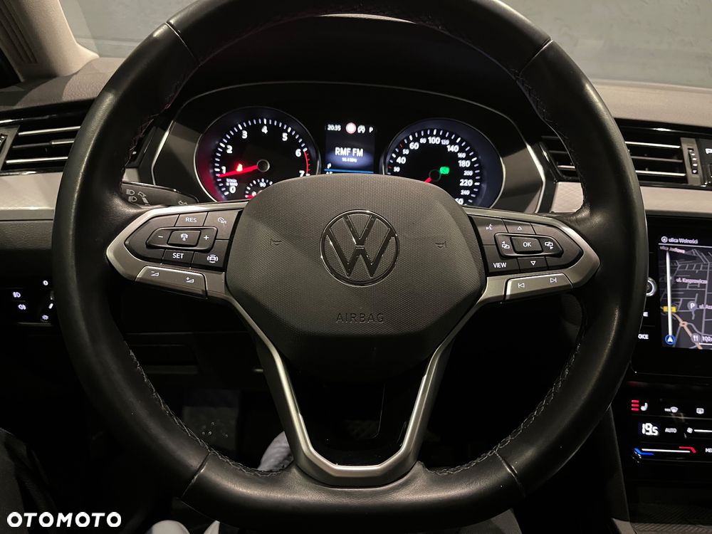 Volkswagen Passat Variant 1.5 TSI EVO Business DSG - 20