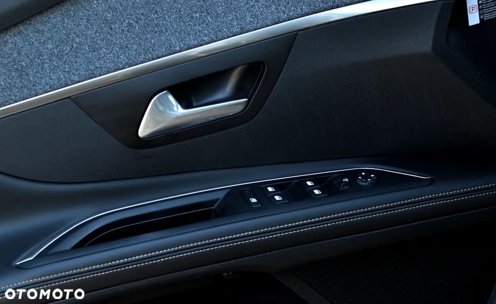 Peugeot 5008 1.2 PureTech GT S&S - 21