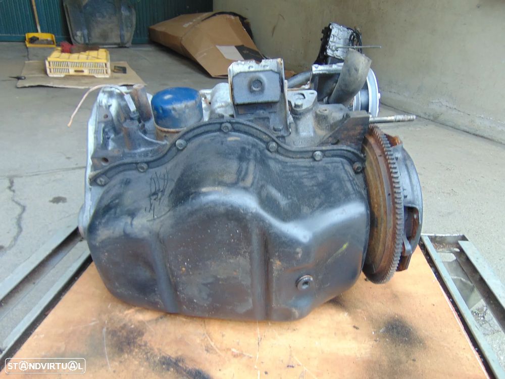 Renault 4L motor - 11