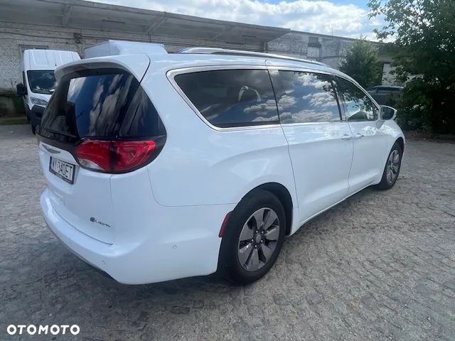 Chrysler Pacifica - 7