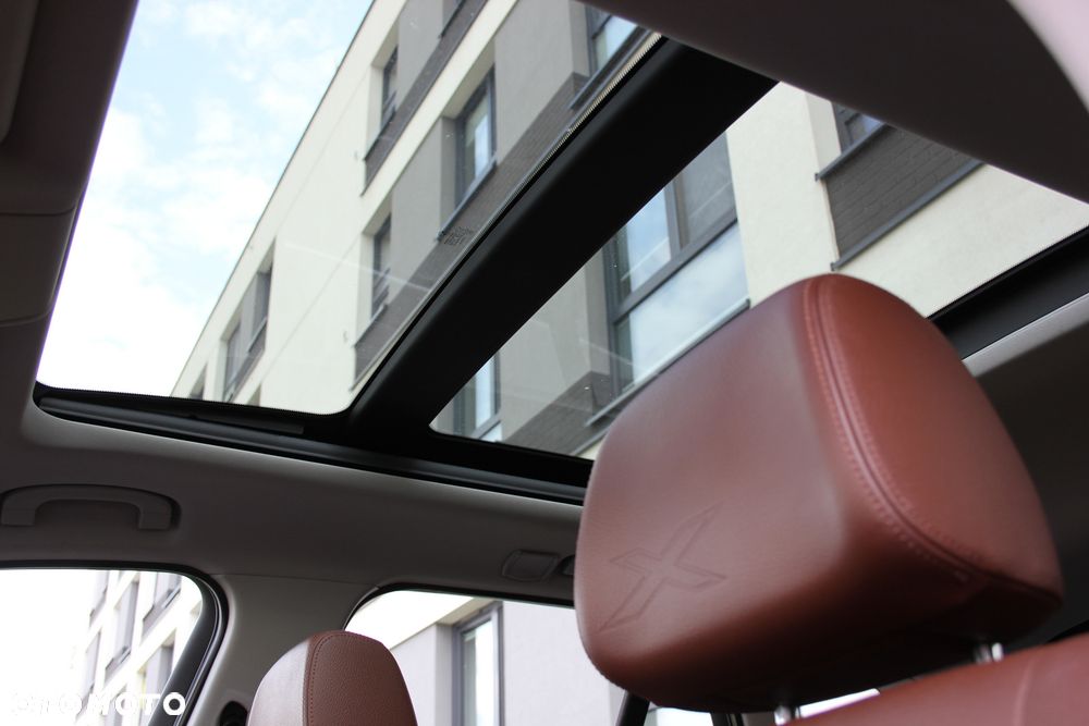 BMW X1 xDrive25d xLine - 23