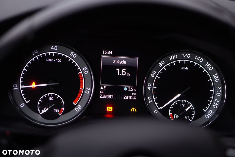 Skoda Superb 1.8 TSI L&K - 17