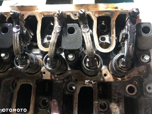 Deutz bf4m2012 - Głowica - 2