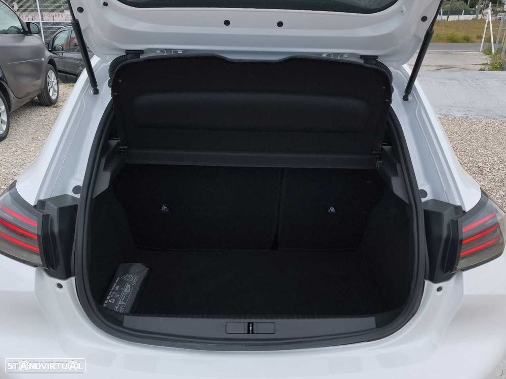 Peugeot 208 1.2 PureTech Style - 25