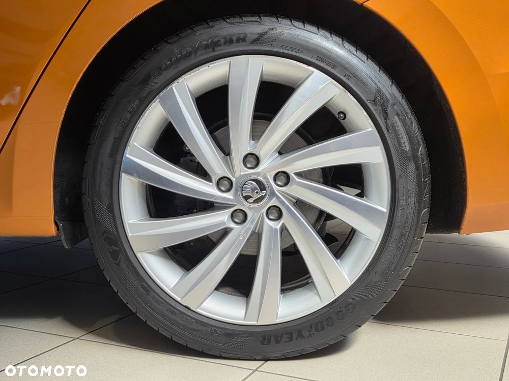 Skoda Octavia 2.0 TSI 4x4 Style DSG - 8