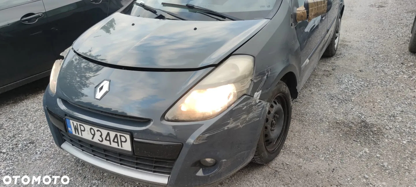 Renault Clio 1.5 dCi Authentique - 8