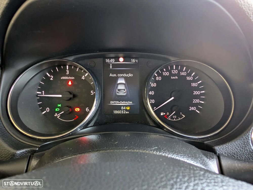 Nissan Qashqai 1.5 dCi N-Connecta - 12