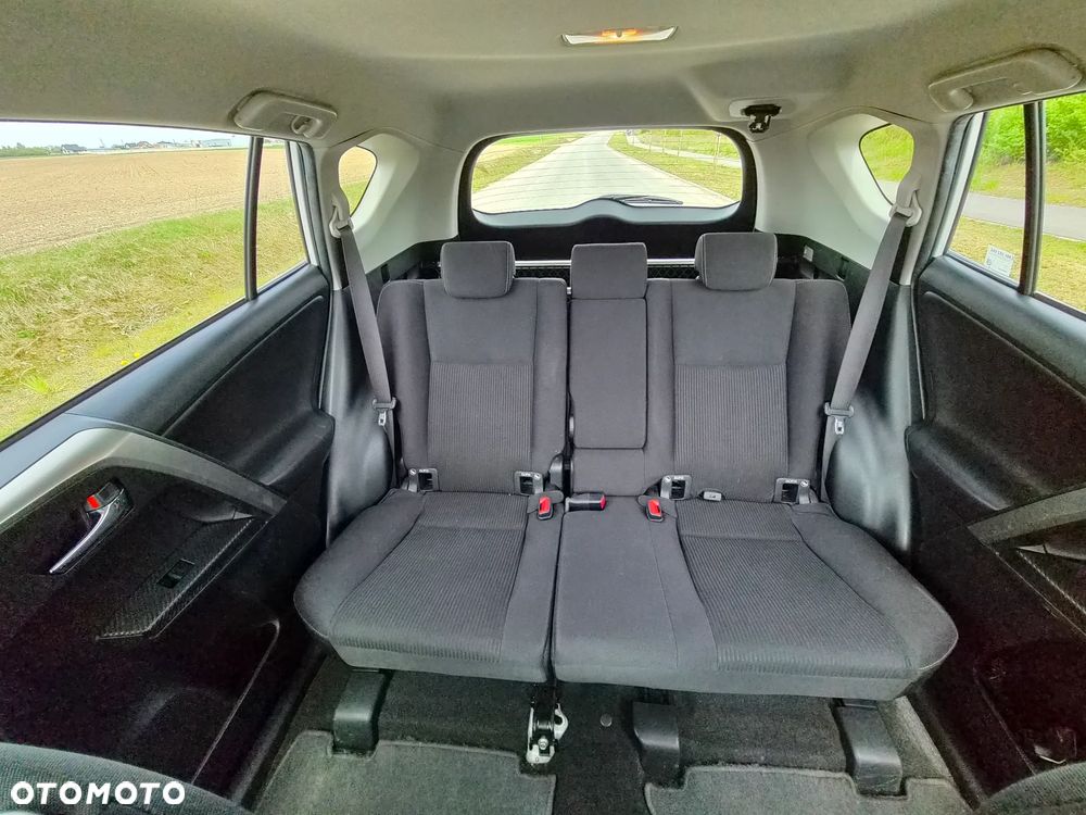 Toyota RAV4 2.0 D-4D Premium 4x2 - 29