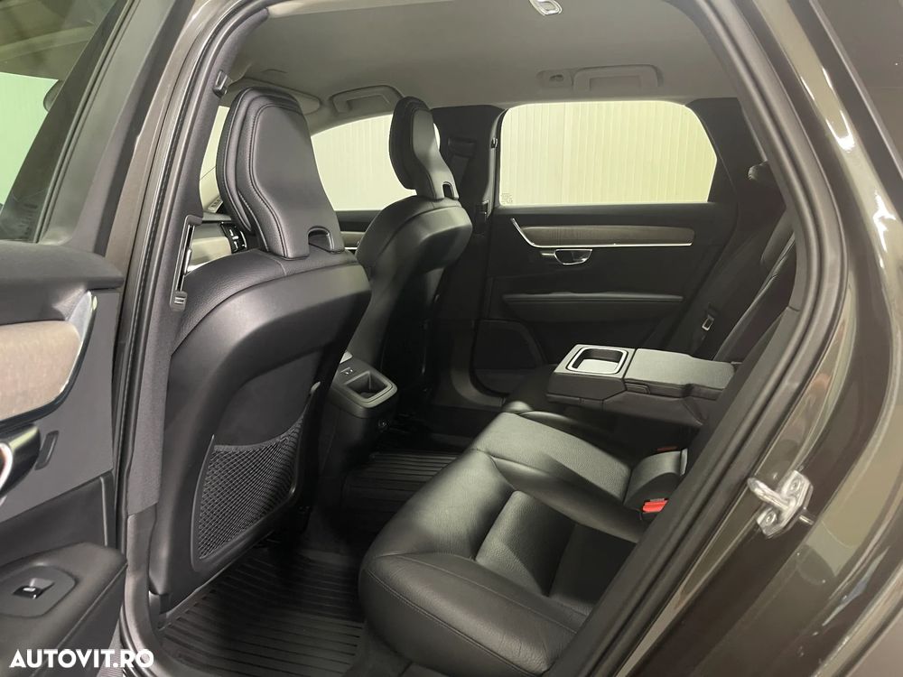 Volvo V90 V90CC B5 MHEV AT AWD Core - 11