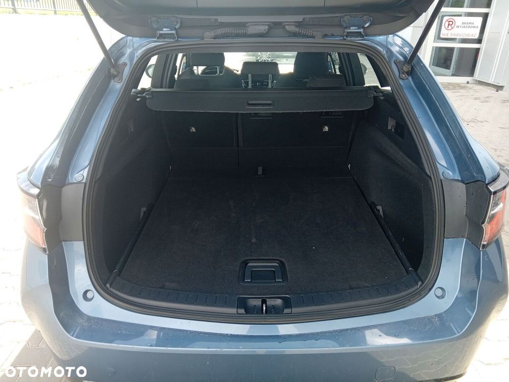 Toyota Corolla - 13