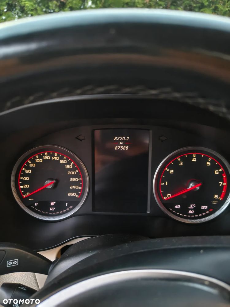 Mercedes-Benz GLC - 8