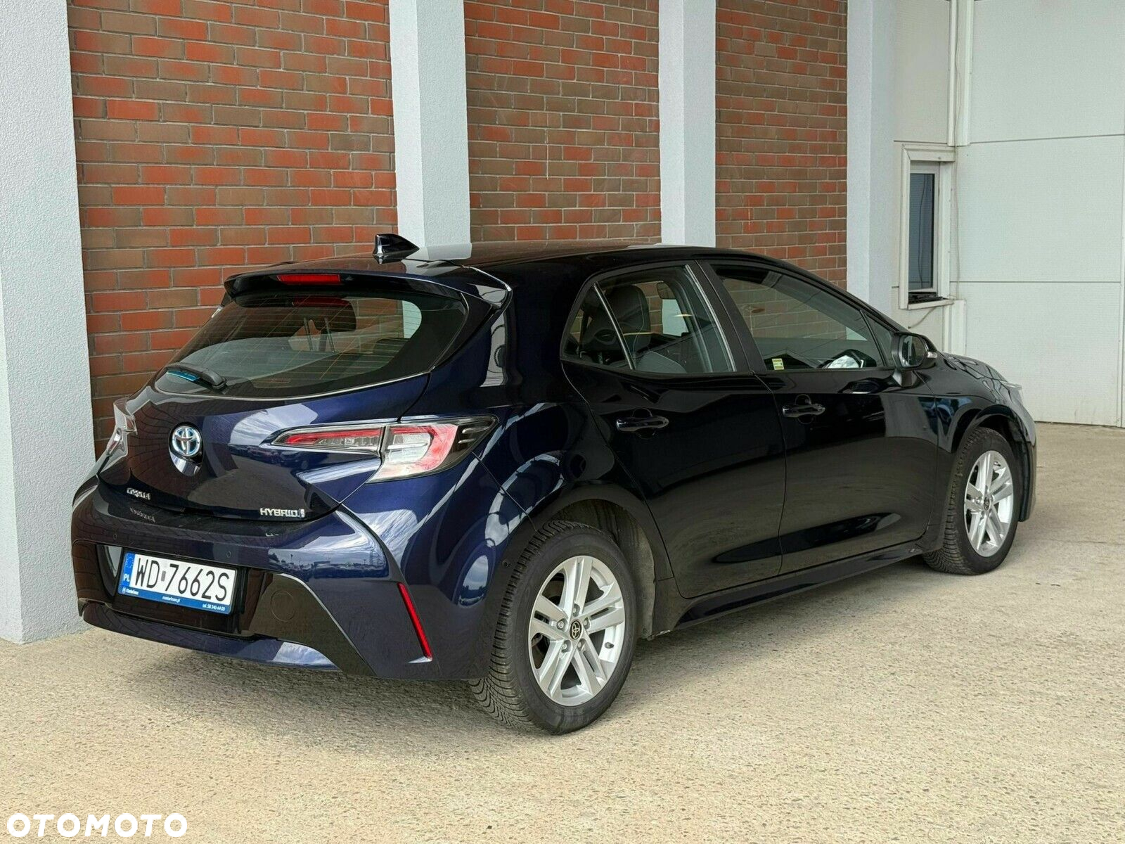 Toyota Corolla - 5