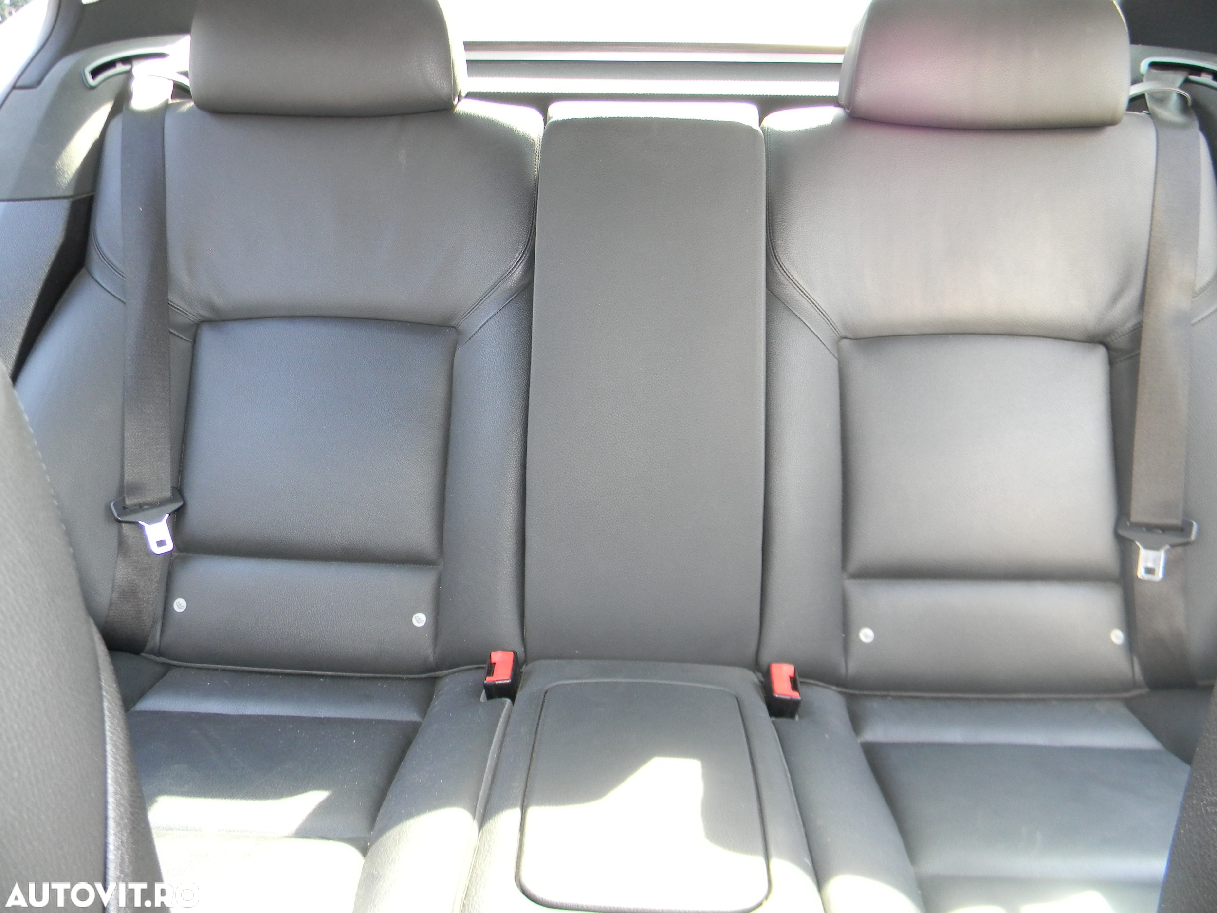 Dezmembrari  BMW 7 (F01, F02, F03, F04)  2008  > 2015 750 i Benzina - 35
