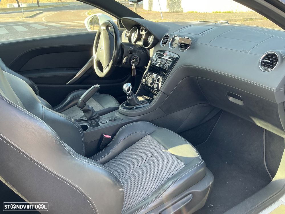 Peugeot RCZ 1.6 THP - 23