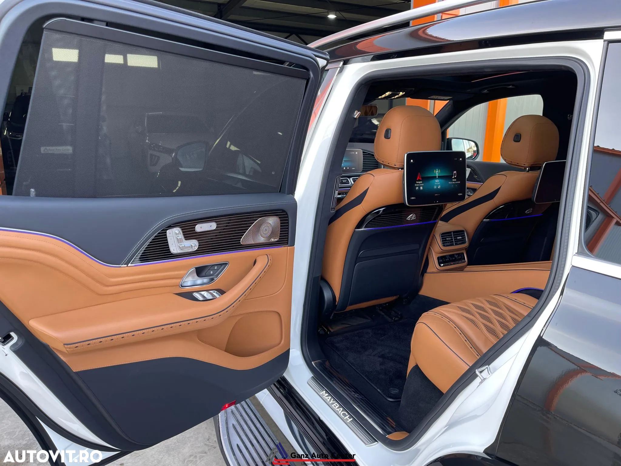 Mercedes-Benz GLS Maybach 600 4Matic 9G-TRONIC - 17