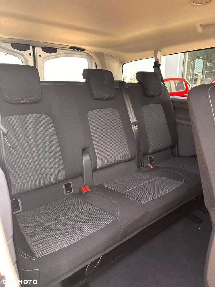 Volkswagen Caravelle 2.0 TDI L2 - 12