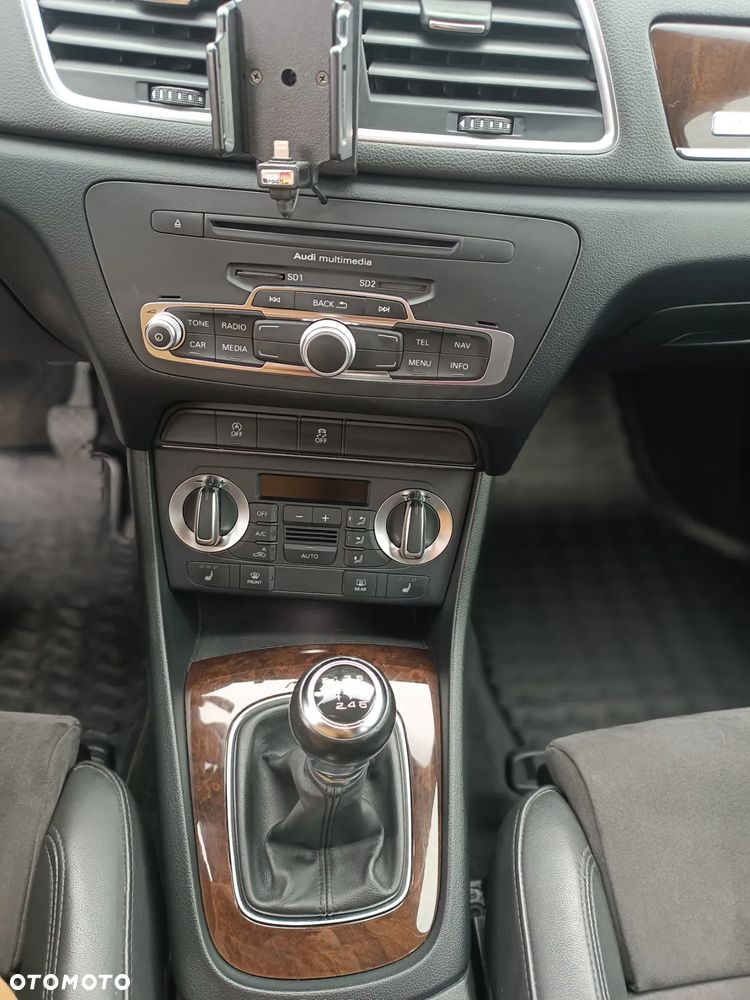 Audi Q3 2.0 TDI Quattro Edycja Specjalna - 29