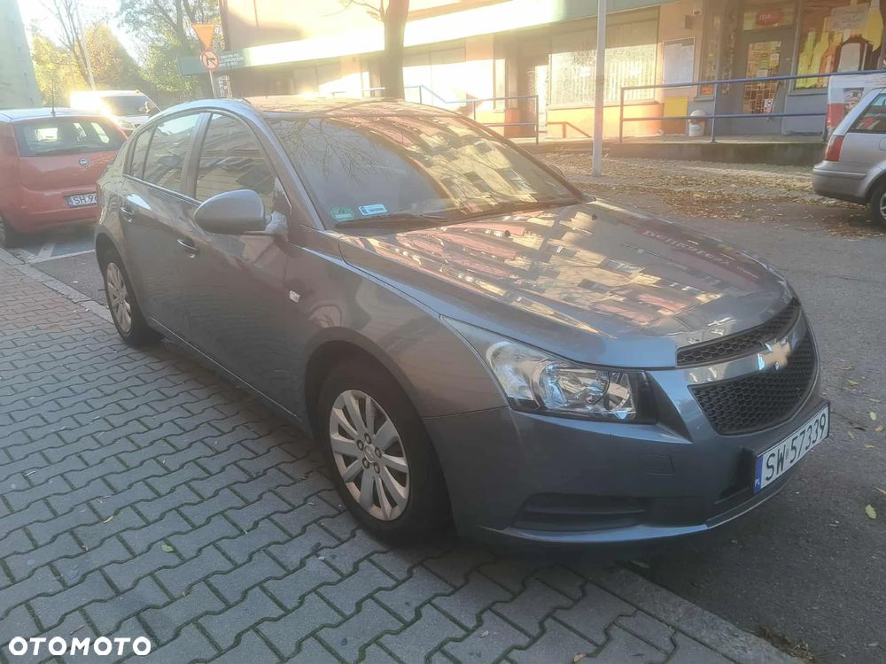 Chevrolet Cruze 1.6 LT - 3
