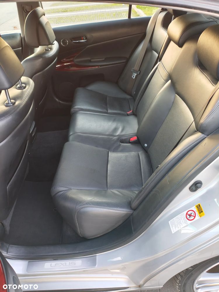 Lexus GS - 10