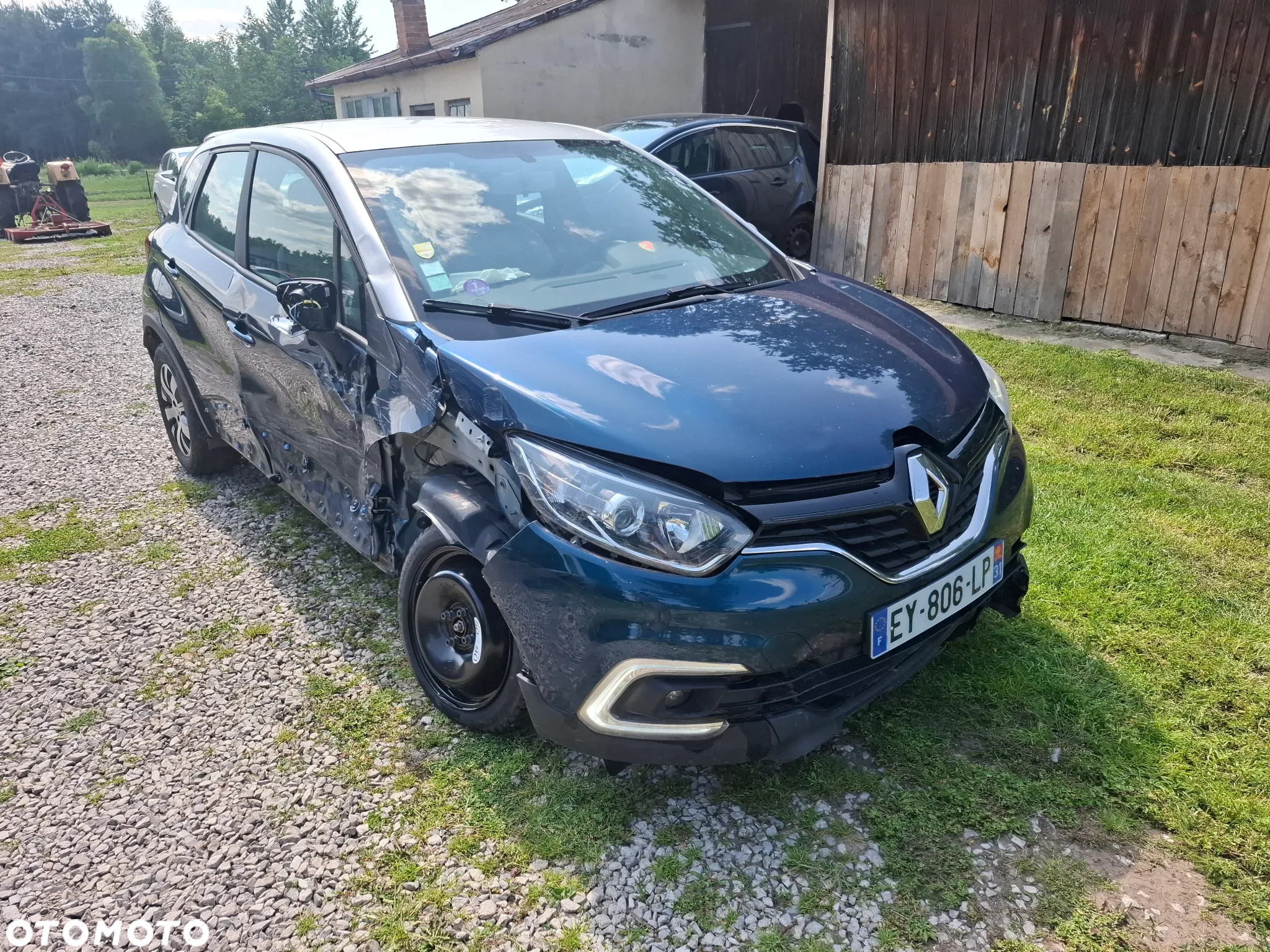 Renault Captur - 3