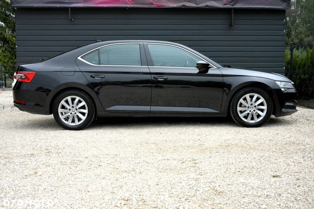 Skoda Superb 2.0 TDI Ambition DSG7 - 8