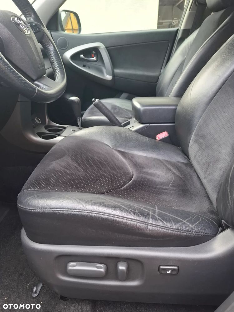 Toyota RAV4 2.0 VVT-i Prestige NAVI MS - 12