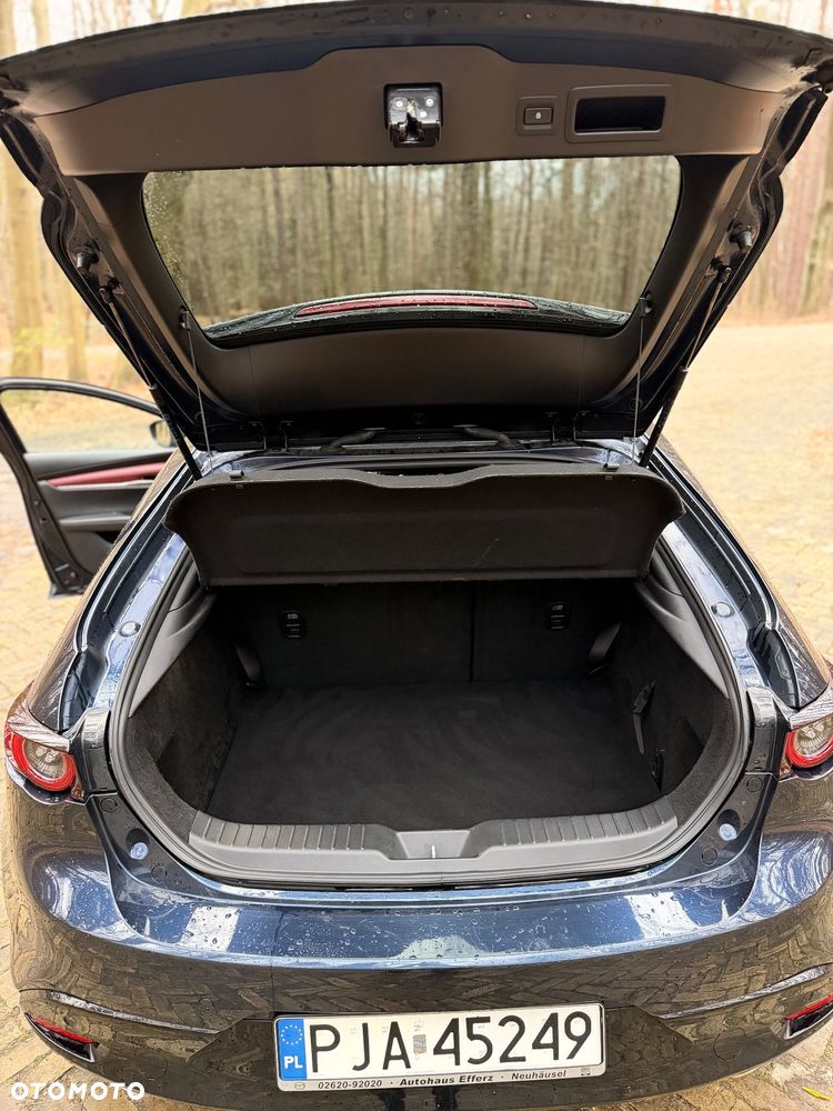 Mazda 3 2.0 mHEV Enso - 11