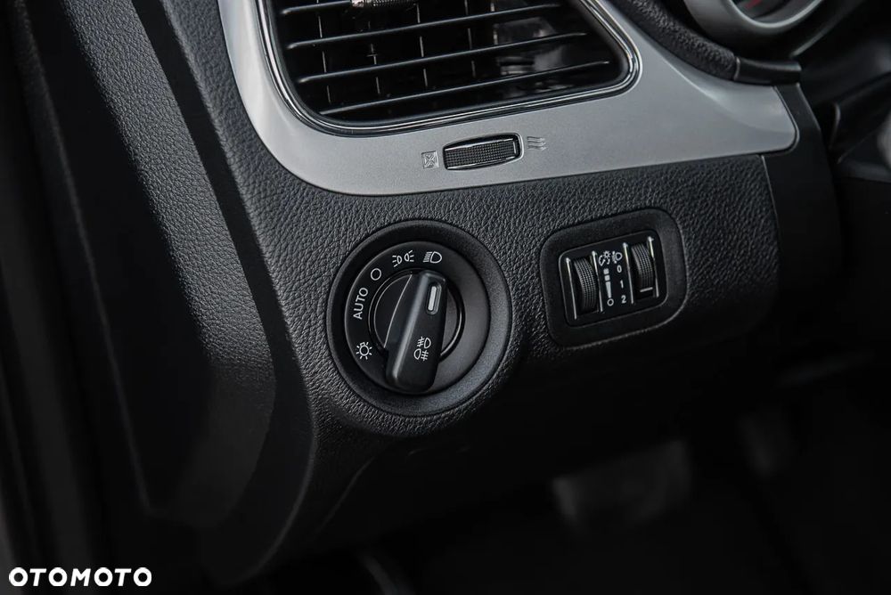 Fiat Freemont 2.0 Multijet 16V DPF Automatik Allrad Lounge - 17