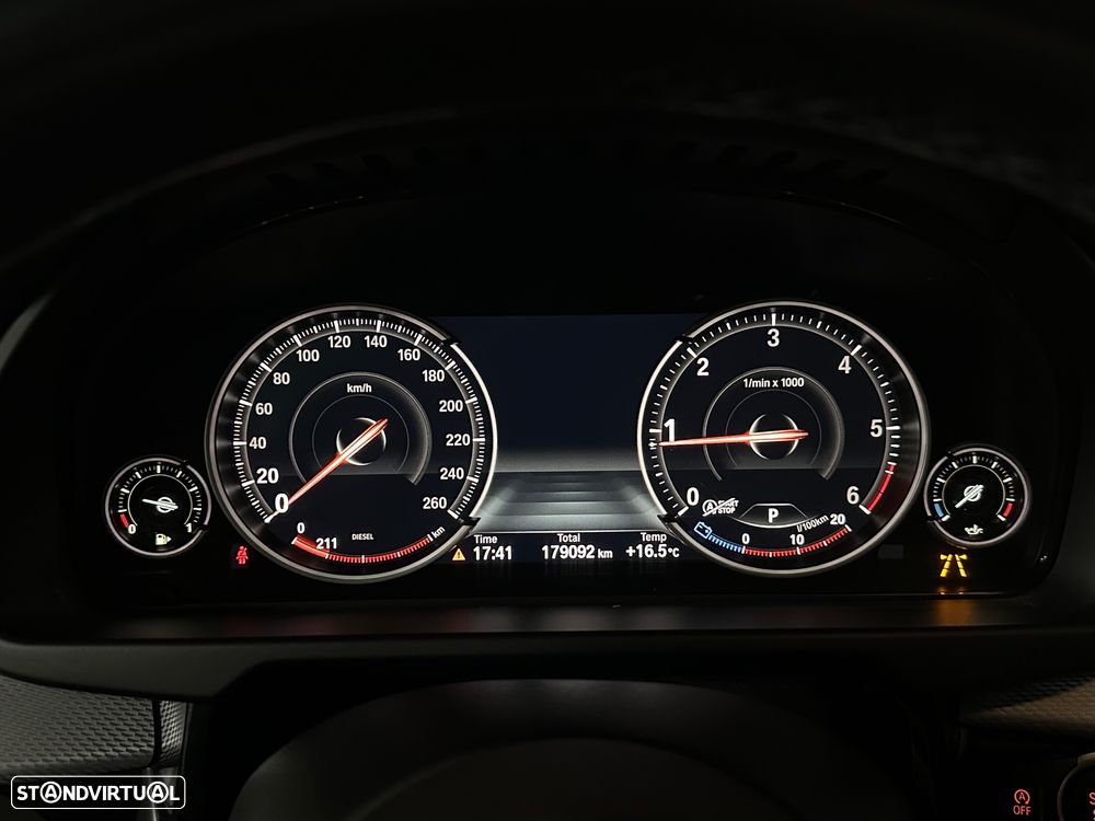 BMW X5 25 d sDrive Pack M - 7