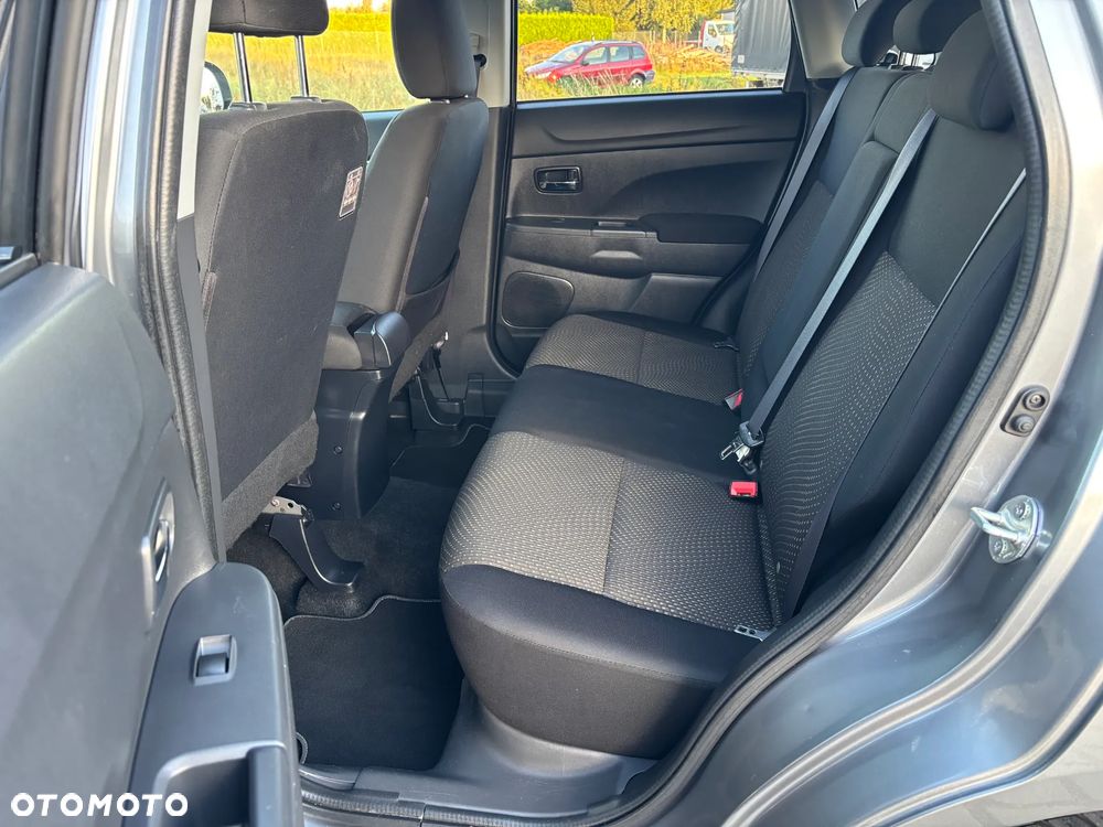 Mitsubishi ASX 1.8 DI-D 2WD Instyle - 11