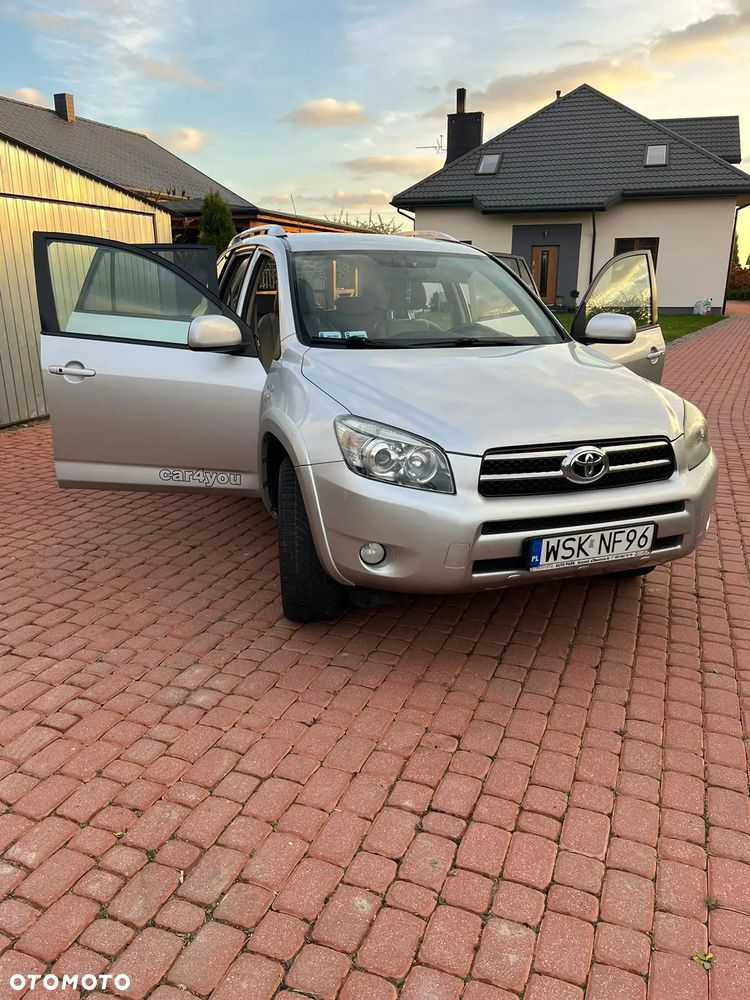 Toyota RAV4 2.2 D-4D X - 3