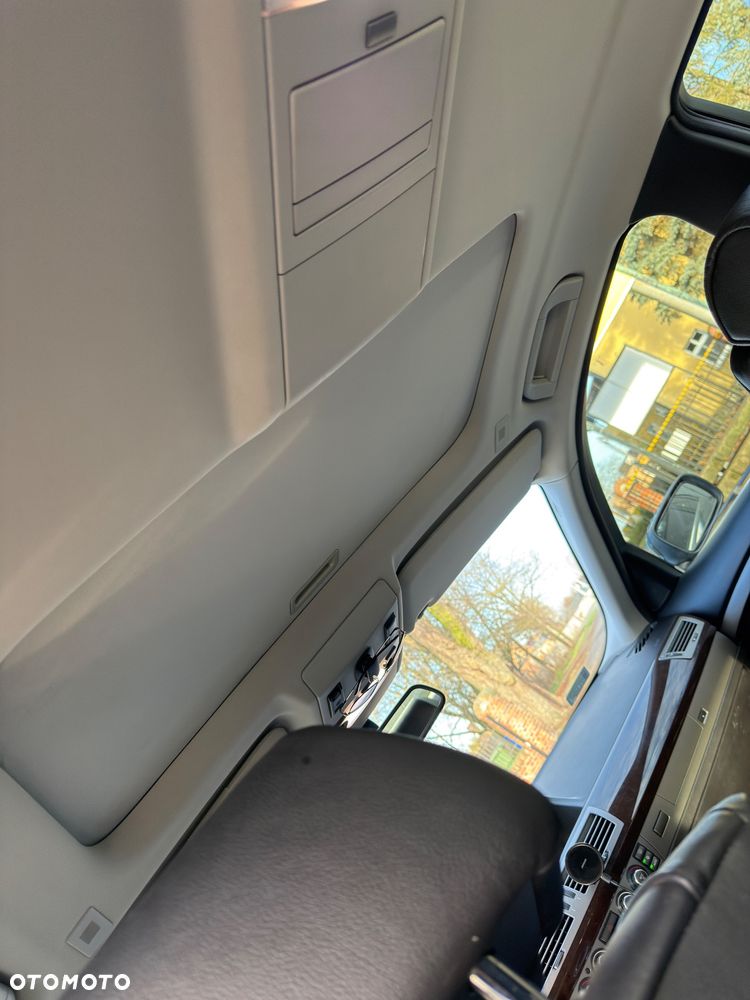 BMW Seria 7 730d - 12