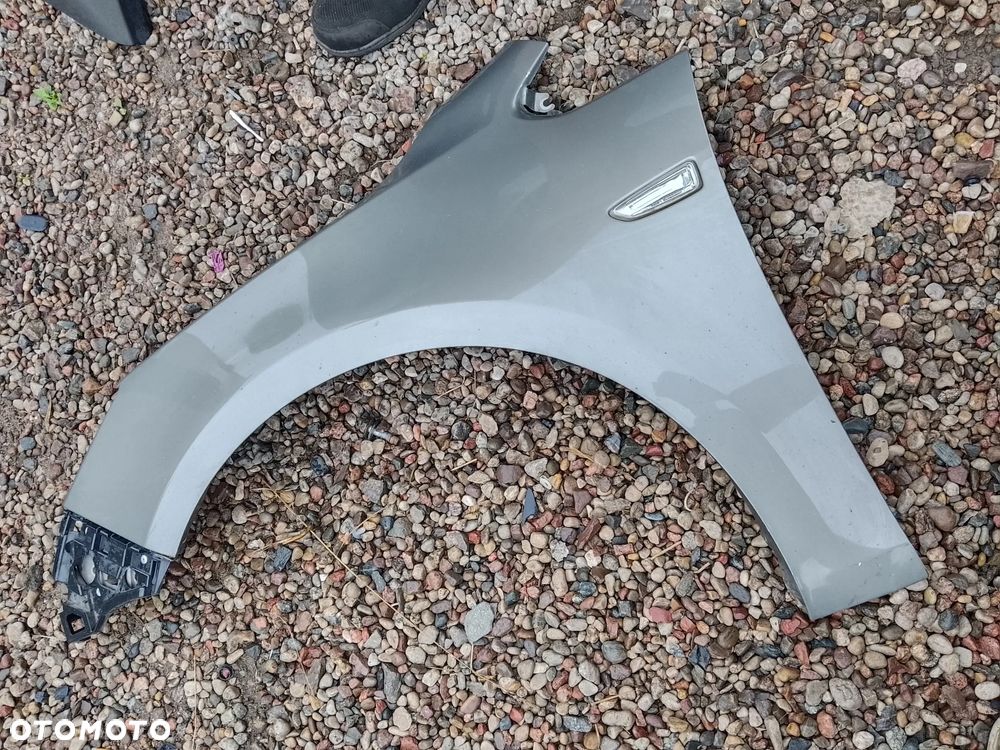OPEL ASTRA J IV  LIFT 2016R BŁOTNIK PRZEDNI LEWY Z41W - 2