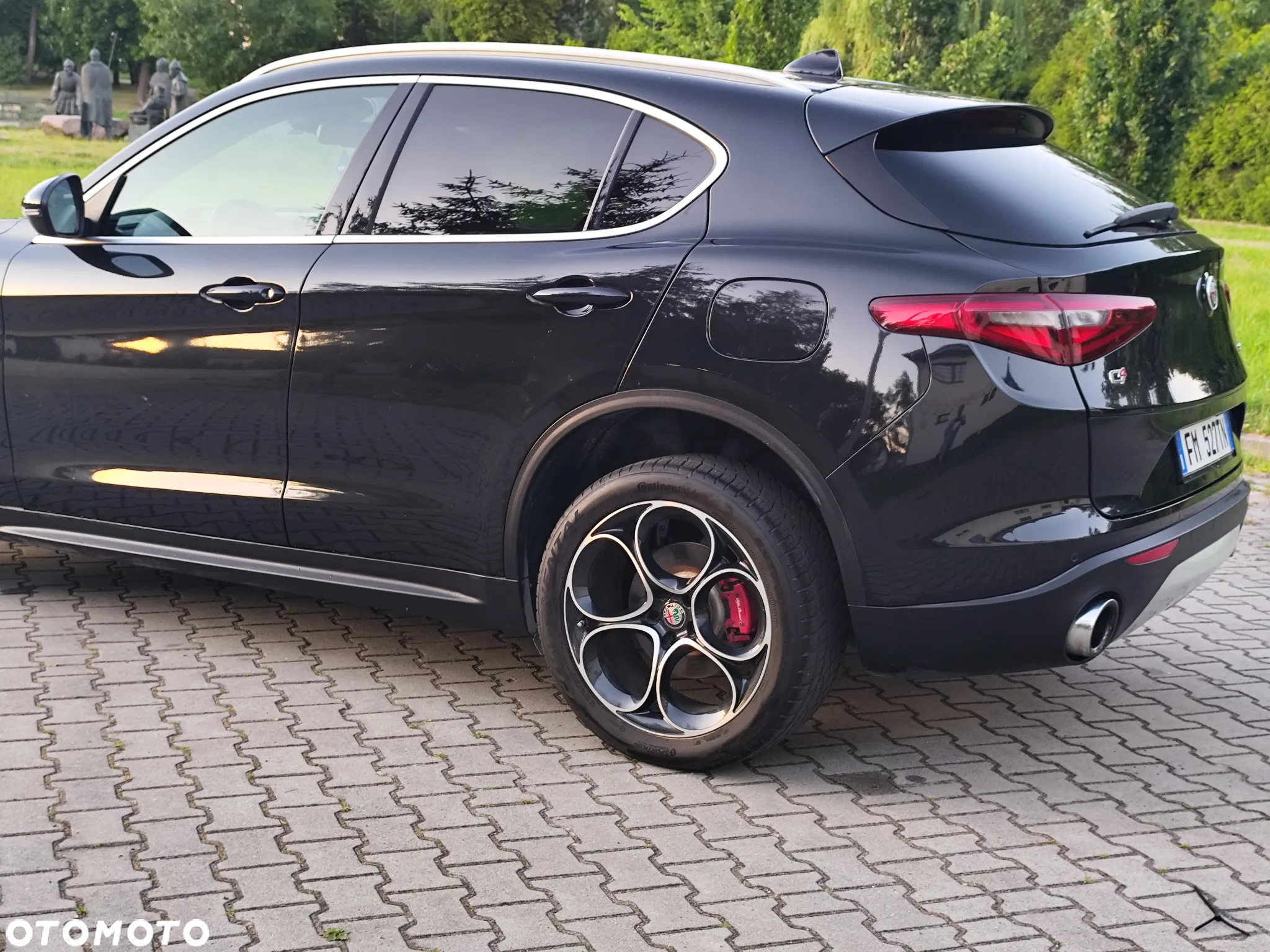 Alfa Romeo Stelvio 2.0 Turbo Tributo Italiano Q4 - 12