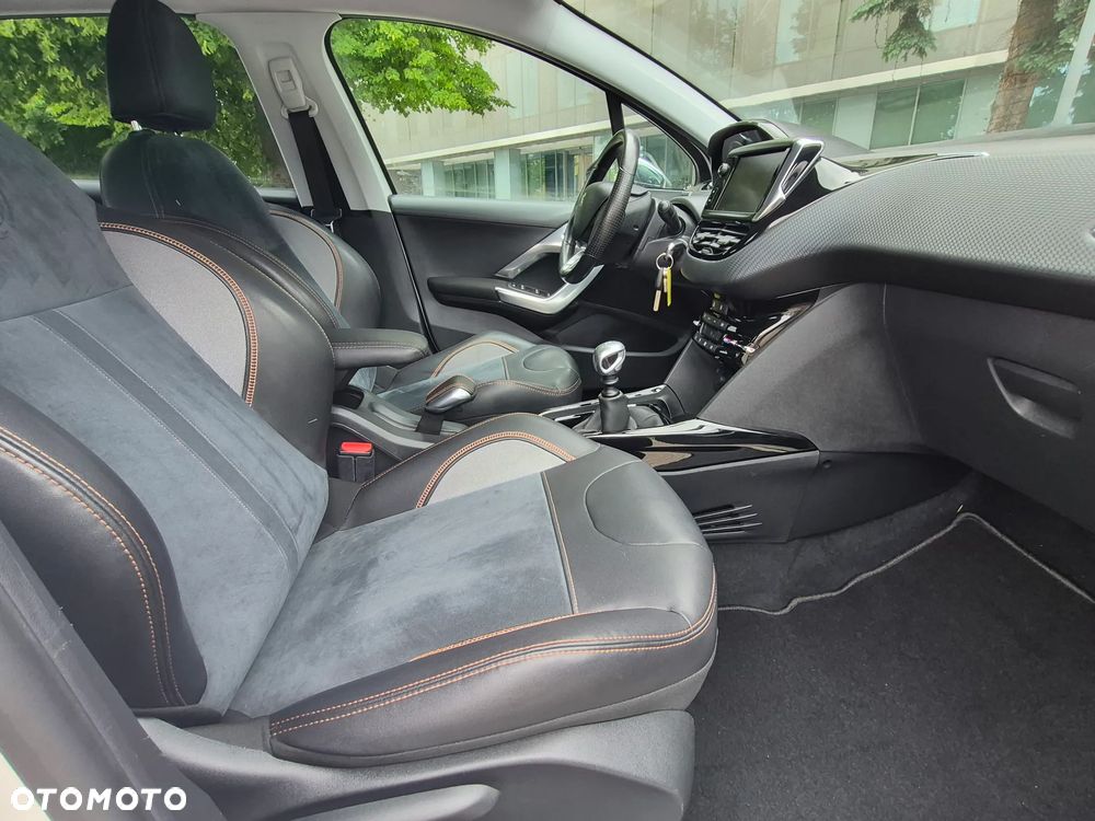 Peugeot 2008 1.2 Pure Tech GPF Crossway S&S - 6