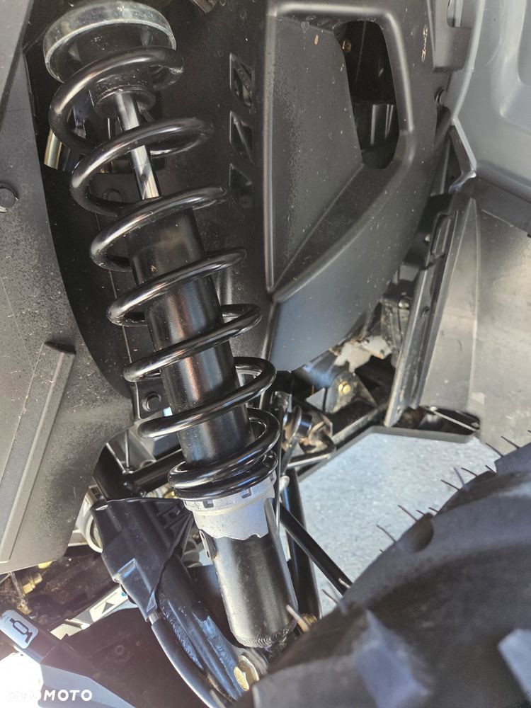 Can-Am Outlander - 9