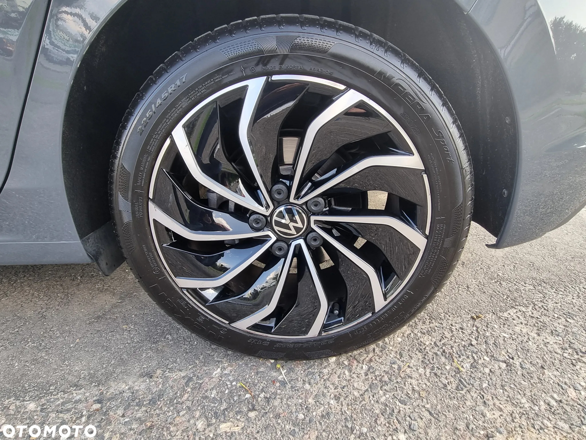 Volkswagen Golf - 18