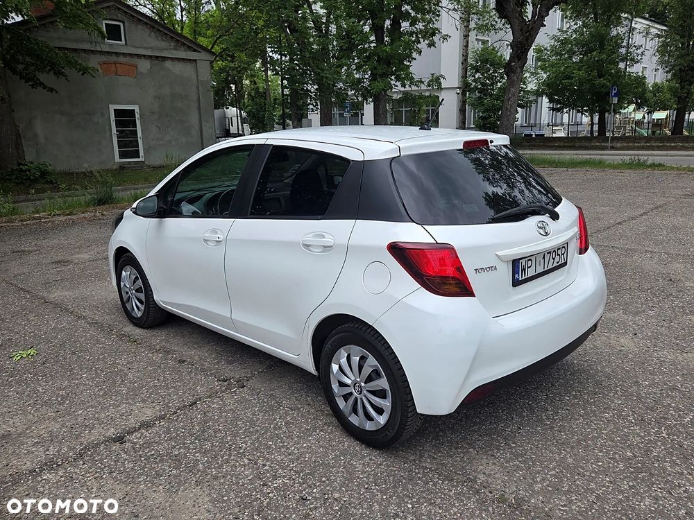 Toyota Yaris 1.33 VVT-i Executive - 6